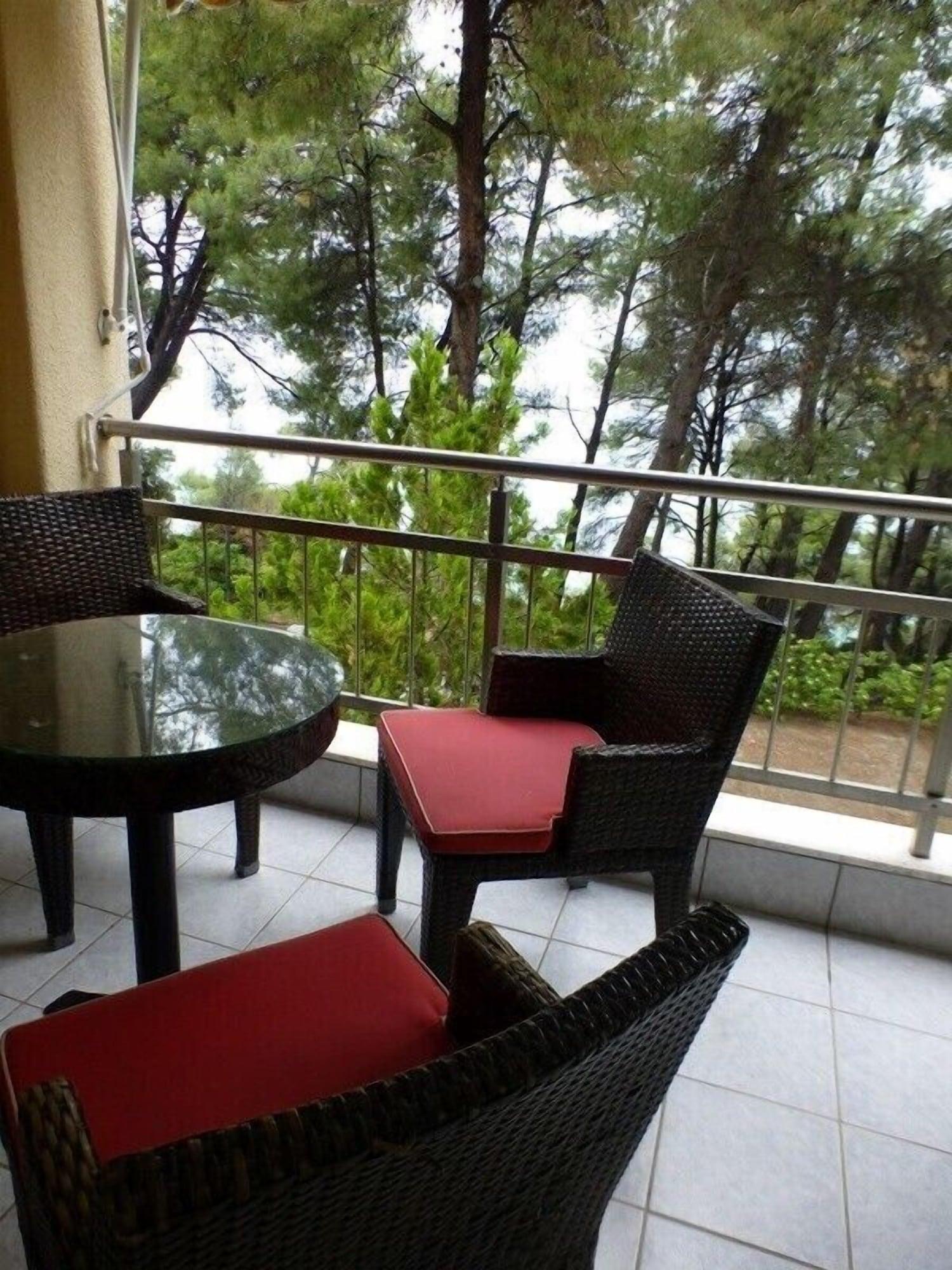 Dryades Hotel Siviri Exterior foto