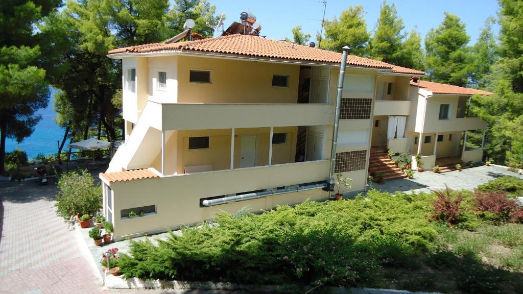 Dryades Hotel Siviri Exterior foto